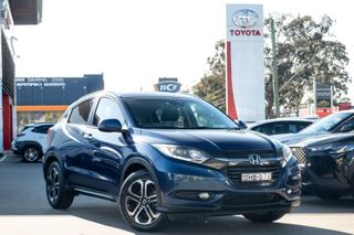 2016 Honda HR-V VTi-L SUV (Morpho Blue) Pre-Owned Car Thumbnail