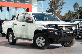 2019 Mitsubishi Triton GLX+ Ute (White) Pre-Owned Car Thumbnail