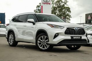 2024 Toyota Kluger Grande SUV (Frosted White) Pre-Owned Car Thumbnail